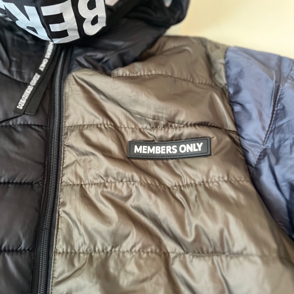 Member's Only jacket - Picture 2 of 4